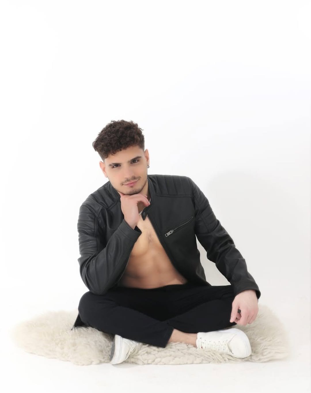 MODELLING AGENCIES NEAR ME